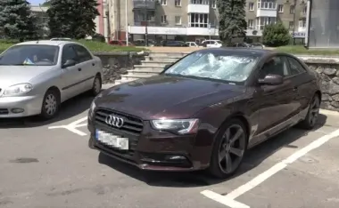 Автомобиль в подарок "влетит в копеечку": кого заставят заплатить налог