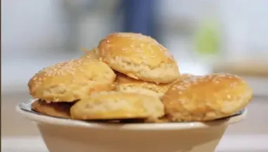Сирне печиво: смачна закуска для дружньої компанії, рецепт