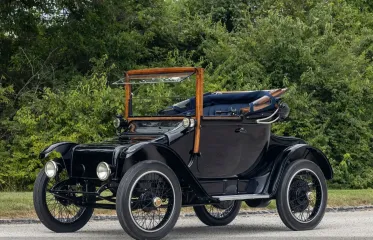 Раритетный 108-летний электромобиль продают по цене двух Tesla Cybertruck (фото)