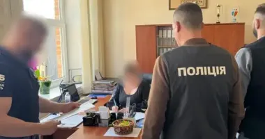 На Київщині викрито схему розтрати понад 10 млн грн при закупівлі шкільних укриттів