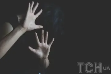На Волині чоловік хотів зґвалтувати рідну матір: жінка розповіла моторошні подробиці