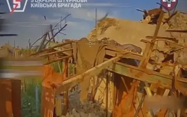 Ukrainian fighters eliminate enemy infantry along with their shelters in Kramatorsk direction. VIDEO