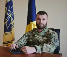 "Азовець" Калина пригадав, що найбільше вразило його на борту президентського літака