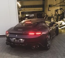 В Ровно появился скоростной 620-сильный суперкар Ferrari (фото)