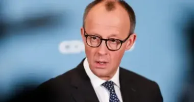 Канцлер Німеччини назвав Путіна "найсерйознішим військовим злочинцем нашого часу"