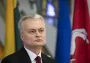 Самолет президента Литвы не смог сразу приземлиться в Вильнюсе: детали инцидента