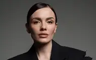 MamaRika вышла на сцену несмотря на серьёзную травму колена