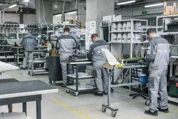 Бронировать мужчин в розыске ТЦК смогут не все критические предприятия: в Раде объяснили нюансы