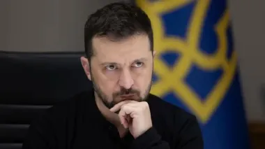 Зеленский в Париже рассказал, почему нельзя идти на территориальные уступки Путину