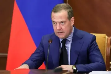 Медведев выдал новые безумные угрозы Великобритании: что сказал