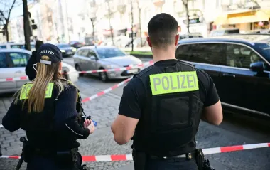 В Берлине водитель авто BMW въехал в толпу детей, - Bild