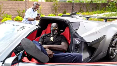 Лимузин для великана: легенде баскетбола создали уникальный Chevrolet Corvette (видео)