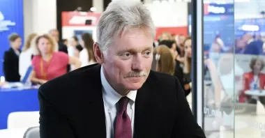 Зеленского пригласили в Москву, чтобы "поговорить, а не капитулировать", — Песков