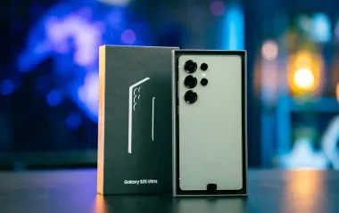 Утечка изображений показала неожиданный дизайн Galaxy S26 в стиле iPhone 17 (фото)