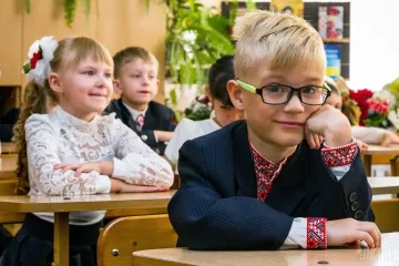 "В год набегает 2,2 млрд грн": в Раде призвали родителей не спешить платить 50 грн за "е-дневник"