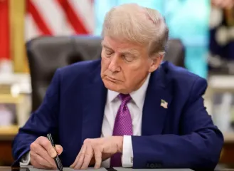 Суд наказав Трампу витрати мільярди на міжнародну допомогу