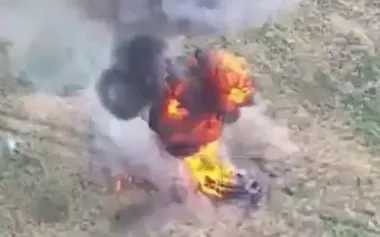 Russian IFV explodes powerfully after strike by drones of 33rd Mechanised Brigade. VIDEO