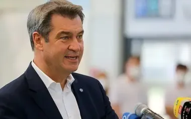 Bavarian Premier Söder suggests returning Ukrainians home to protect Ukraine: No peace in sight yet