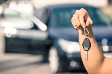 Сергій Рудий із ДСЦ МВС користується машиною родича та "забуває" про Skoda у декларації