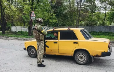 Армия РФ ударила по блокпосту на Херсонщине: пострадали трое полицейских
