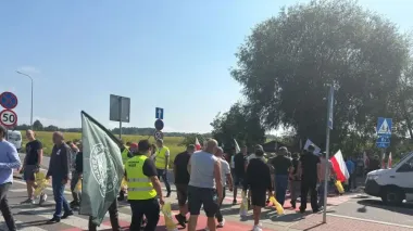 Поляки заблокировали пункт пропуска на границе с Украиной: сколько это продлится
