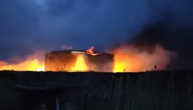 "August Bavovna". Unmanned Systems Forces reported destruction of Russian refineries — video