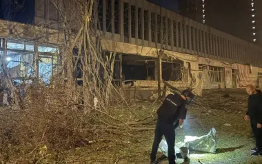 Удар россиян по Одессе: повреждена 9-этажка и Дворец спорта, есть раненые