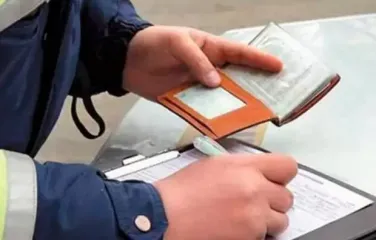 Заберуть останню сорочку: що чекає українців за несплату адмінштрафу