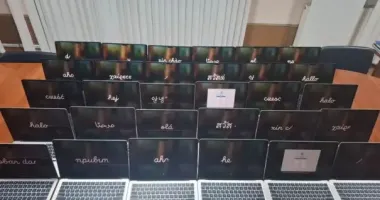 На Вінниччині прикордонники виявили контрабанду MacBook у рейсовому автобусі