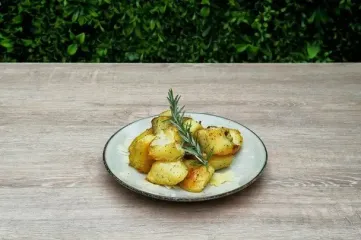 Бюджетно и вкусно: попробуйте это блюдо из картофеля и консервы — ваша семья будет в восторге