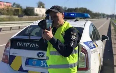 Яких водіїв патрульні штрафують найчастіше: 4 категорії