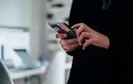 Непал снял запрет на социальные сети после массовых протестов