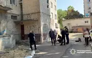 В Одесі затримали жінку, яка викинула з вікна новонароджену дитину