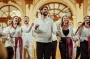 От сцены до укрытия: как львовский хор "Гомон" дал необычный концерт в Кременчуге