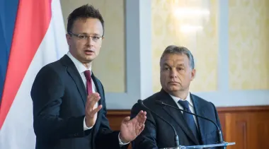 Венгрия после ударов по нефтепроводу "Дружба" подписала 10-летнее газовое соглашение с Shell
