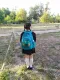 Школьный рюкзак не выдержал нагрузки: сколько дети таскают на спине