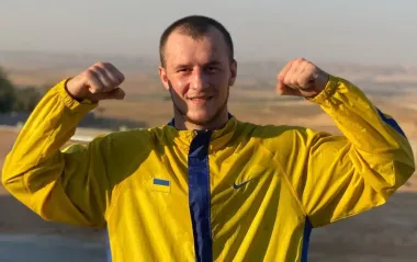 Українець здобув перемогу на ЧС з боксу в Англії: Жасан пробився у чвертьфінал