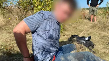 Убийство школьников на Винниччине: полиция нашла нож, проверяет версию конфликта с учителем