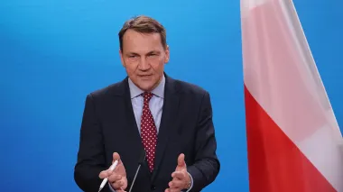 У Польщі після атаки дронів РФ вказали Трампу, що Путін насміхається з нього