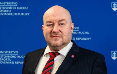 В Словакии задумались об обязательной военной службе из-за войны в Украине и Орбана