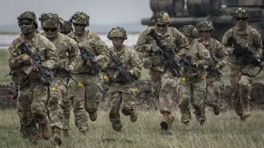 "Сдерживание усилится": НАТО обещает России "военный ответ" на прилеты дронов в Польше