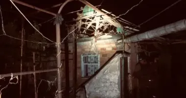 На Дніпропетровщині через атаки "Градів" та дронів зайнялися пожежі