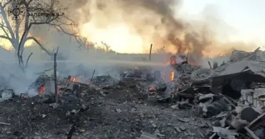 Обстріл Запорізької області: стались масштабні пожежі, загинула людина