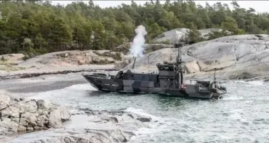 "Паромы с гранатометами": Швеция передает Украине уникальное морское вооружение (фото)