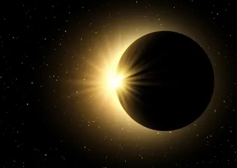 Коридор затмений 7-21 сентября 2025 года: кто из знаков Зодиака ощутит влияние