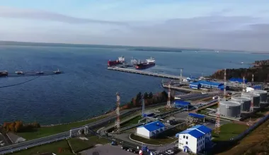 Украинские дроны впервые остановили работу ключевого западного нефтяного терминала России