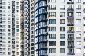 Квартира, якої немає: чому в Україні так багато довгобудів та як держава вирішує цю проблему