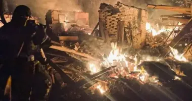 Вражеская атака на Сумщине: горели частные дома