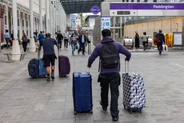 Выезд мужчин 18-22 лет за границу: что происходит с рабочими местами и как вернуть ребят в Украину