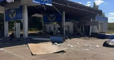 Вражеские БпЛА ударили по трем АЗС в Краматорске: ранена девушка